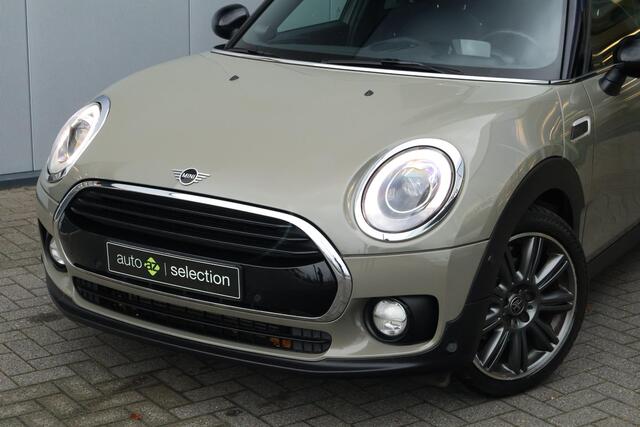 Mini COOPER CLUBMAN Mini 1.5 Business Edition / Panorama / Headup / Stoelverwarming / Harman Kardon