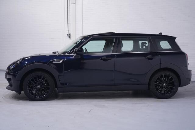 Mini COOPER CLUBMAN Mini 2.0 D Business Edition 1e eigen. NAP lederen bekleding DAB-ontvangst aplle-carplay Panodak sportstoelen stoelverwarming comfort-pack verwarmde-voorruit key-less entry and startled-verlichting bleutooth cruise-controle climate-controle 17"-lmv