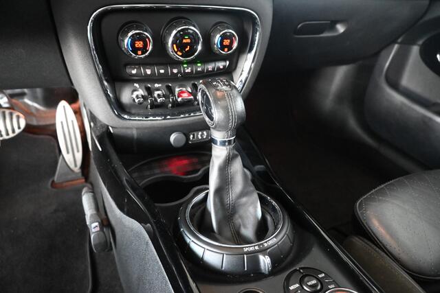 Mini COOPER CLUBMAN Mini 1.5 Chili Serious Business Automaat Navigatie Panoramadak Rijklaarprijs Inruil Mogelijk!