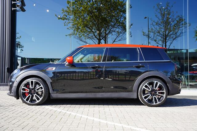 Mini COOPER CLUBMAN Mini 2.0 JCW ALL4 John Works / Panoramadak / Harman Kardon