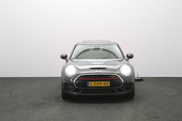 Mini COOPER CLUBMAN 2.0 John Works ALL4 232 PK Chili, Panoramadak, Leder, Carplay, Camera