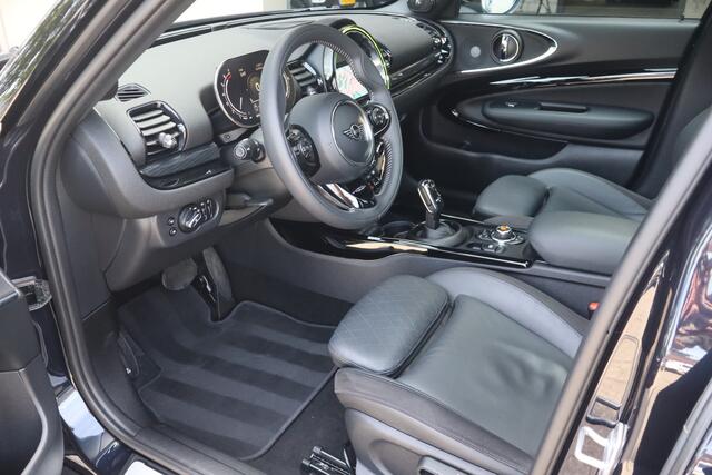 Mini COOPER CLUBMAN 1.5 Richmond Park Edition NL-Auto!! Panoramadak I Harman-Kardon