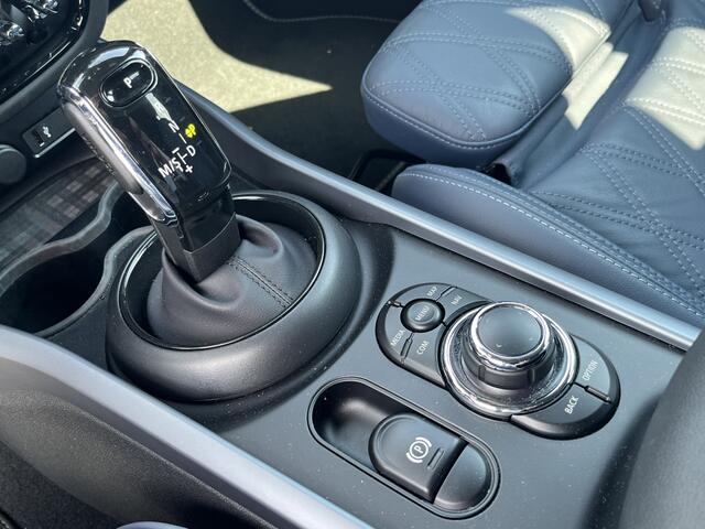 Mini COOPER CLUBMAN MINI Yours | Leder | 18" | Camera | Privacy Glass | Piano Black Exterior