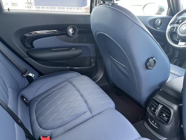 Mini COOPER CLUBMAN MINI Yours | Leder | 18" | Camera | Privacy Glass | Piano Black Exterior
