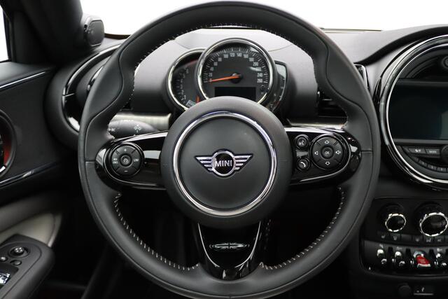 Mini COOPER CLUBMAN | Richmond Park Edition | Glazen panoramadak | Harman-Kardon sound system | Elektrisch verwarmde voorstoelen | Comfort Access | Leer Chester Satellite Grey