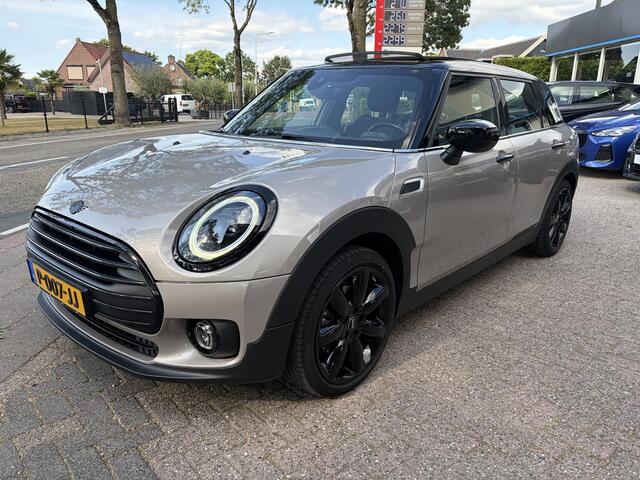 Mini COOPER CLUBMAN 1.5 Richmond Park Pano Leder Carplay