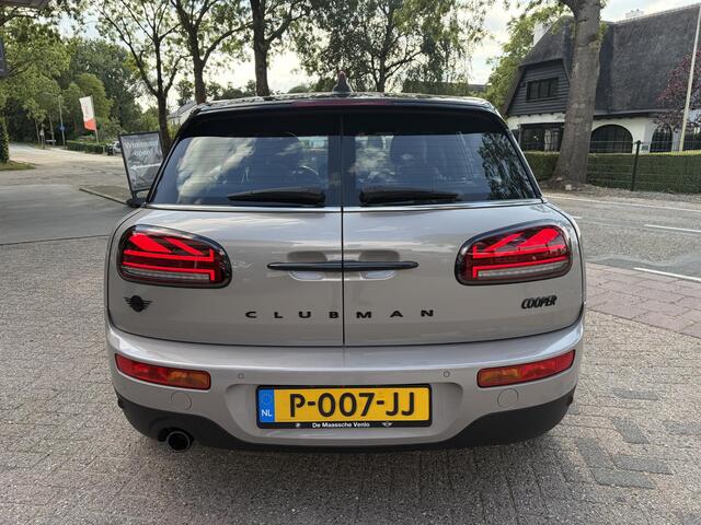 Mini COOPER CLUBMAN 1.5 Richmond Park Pano Leder Carplay