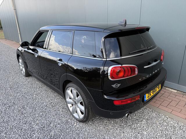 Mini COOPER CLUBMAN 1.5 Business Edition 6-drs