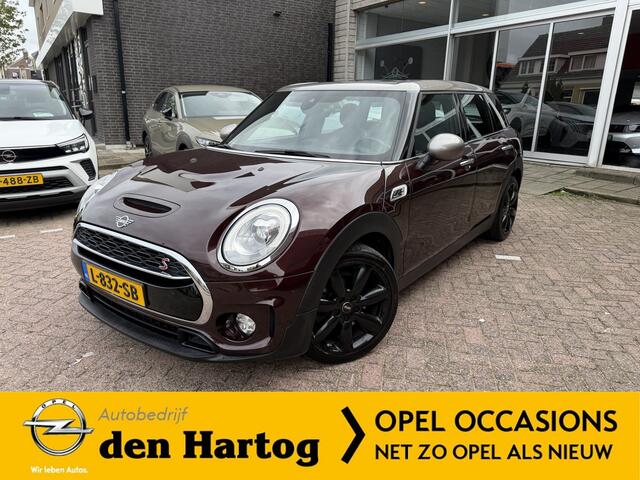 Mini COOPER CLUBMAN 2.0 S Chili Serious Business Leder/Panorama/Stoelverwarming.