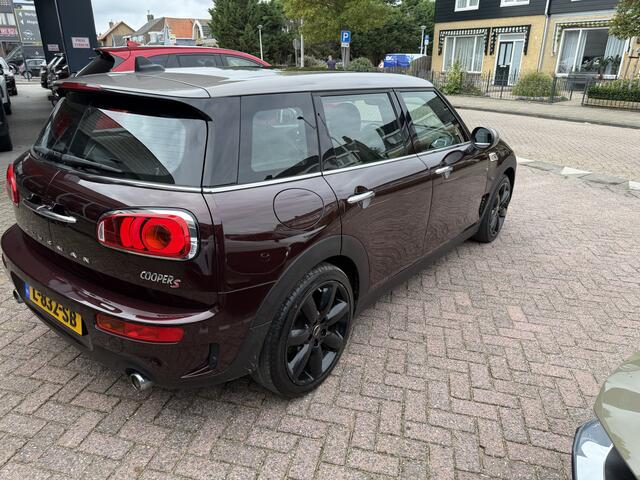 Mini COOPER CLUBMAN 2.0 S Chili Serious Business Leder/Panorama/Stoelverwarming.