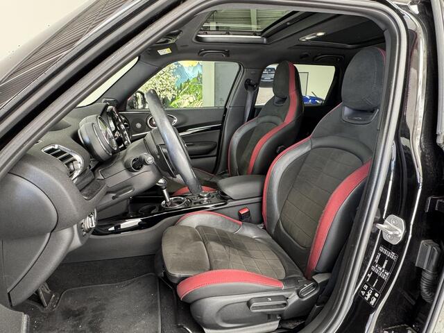 Mini COOPER CLUBMAN 2.0 John Works ALL4 Chili | Panoramadak | Navigatie | HUD | Stoelverwarming | Camera |