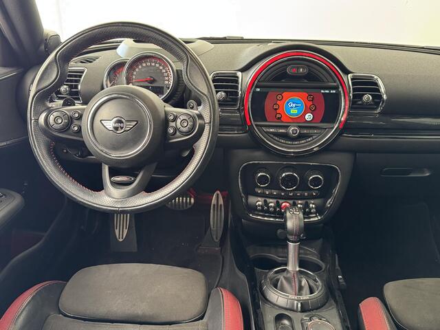 Mini COOPER CLUBMAN 2.0 John Works ALL4 Chili | Panoramadak | Navigatie | HUD | Stoelverwarming | Camera |