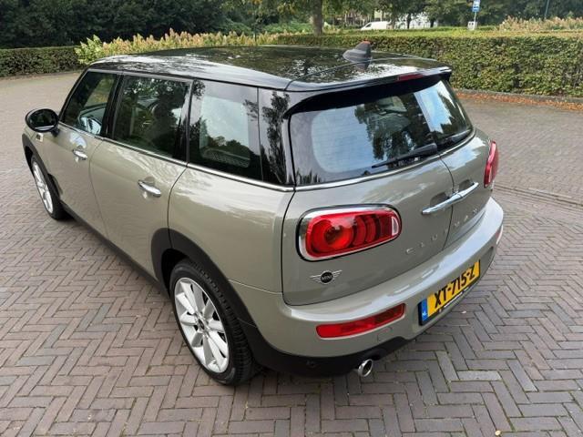 Mini COOPER CLUBMAN 1.5 Pepper Automaat Halfleer/Stoelverwarming/Navigatie/Cruise