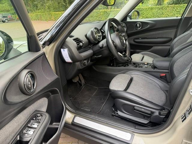 Mini COOPER CLUBMAN 1.5 Pepper Automaat Halfleer/Stoelverwarming/Navigatie/Cruise