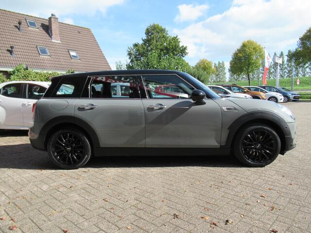 Mini COOPER CLUBMAN 1.5 Business | Clima-Airco | Cruise control | Stoelverwarming | 6-Bak | Navigatie | Parkeersensoren |