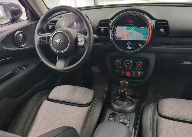 Mini COOPER CLUBMAN 1.5 Automaat Business Edition NL Auto Clima Camera Stoelverwarming Navigatie Sportstoelen Extra Getint Glas Parkeersensoren Led Koplampen – foto 6