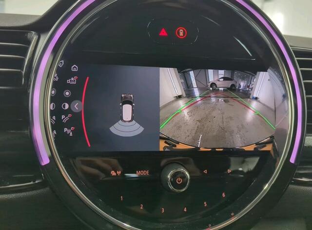 Mini COOPER CLUBMAN 1.5 Automaat Business Edition NL Auto Clima Camera Stoelverwarming Navigatie Sportstoelen Extra Getint Glas Parkeersensoren Led Koplampen – foto 9