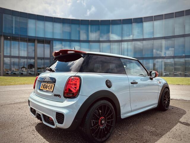 Mini COOPER S 2.0 Delaney #165/350 Keyless HarmanK F1 HUD Camera Adaptive Orig OZ wheels