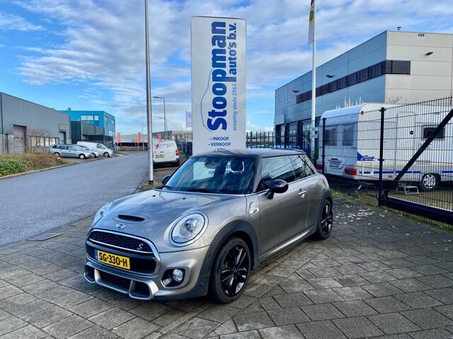 Mini COOPER S Serious Bus. AUT. 192pk 53.850km NL-auto