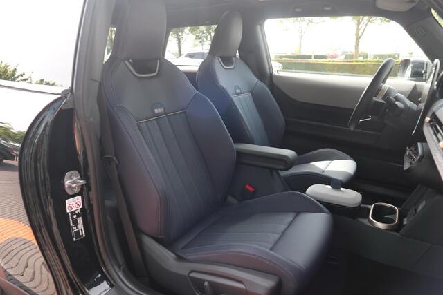 Mini COOPER S 3-deurs 2.0 Favoured S MINI 3-deurs 2.0 Cooper S Favoured Favoured