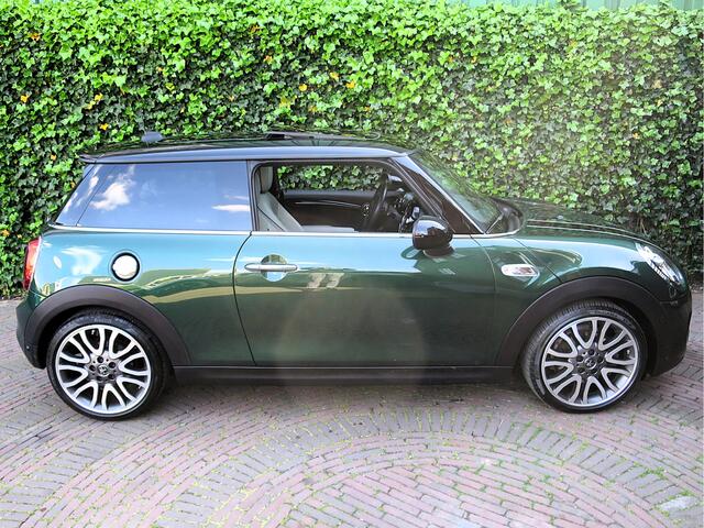 Mini COOPER S 2.0 Chili F56 automaat met Pano, Leder, LED, DAB, HK, Apple carPlay, 18"