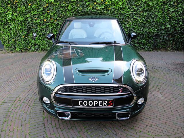 Mini COOPER S 2.0 Chili F56 automaat met Pano, Leder, LED, DAB, HK, Apple carPlay, 18"