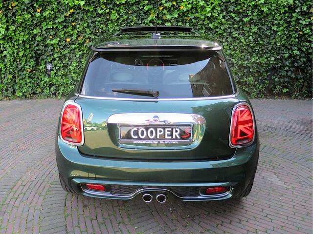 Mini COOPER S 2.0 Chili F56 automaat met Pano, Leder, LED, DAB, HK, Apple carPlay, 18"
