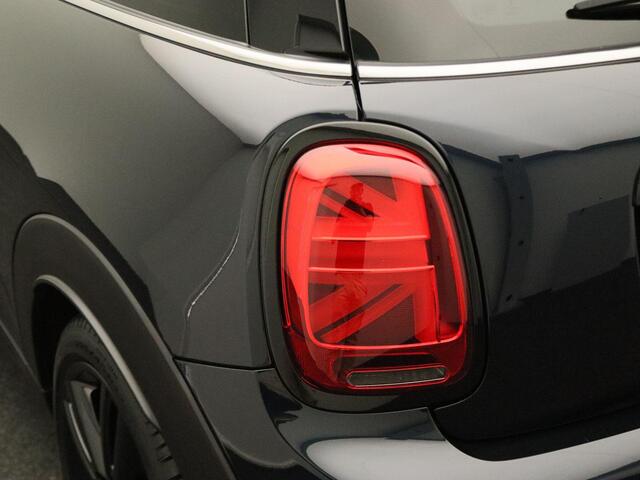 Mini COOPER S 3-Deurs Hammersmith Edition + Glazen panoramadak + Harman-Kardon + Park Assistant + Elektrisch verwarmde voorstoelen + Achteruitrijcamera + Comfort Access