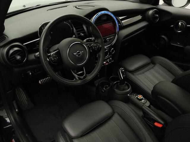 Mini COOPER S 3-Deurs Hammersmith Edition + Glazen panoramadak + Harman-Kardon + Park Assistant + Elektrisch verwarmde voorstoelen + Achteruitrijcamera + Comfort Access