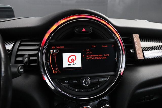 Mini COOPER S Cabrio Mini 2.0 Chili Serious Business 192 PK | LEDER | STOELVERW. | H&K | HEAD-UP | PDC | CRUISE | NAVI |