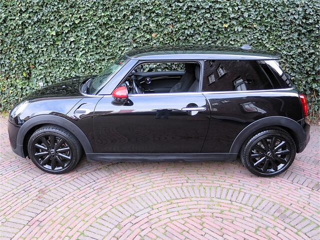 Mini COOPER S 2.0 Chili F56 LCI met XL-Nav, Head-up, HK, adapt.cruis, 17"