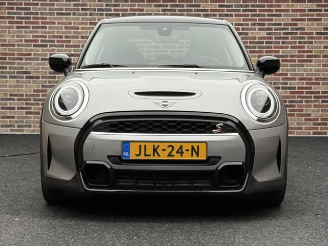 Mini COOPER S Mini 2.0 Essential Garantie tot 11-2027 | Dealer | Camera | Stoelverwarming