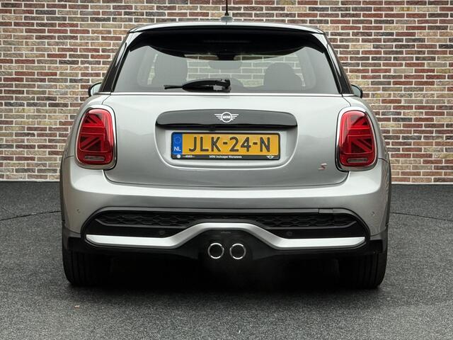 Mini COOPER S Mini 2.0 Essential Garantie tot 11-2027 | Dealer | Camera | Stoelverwarming