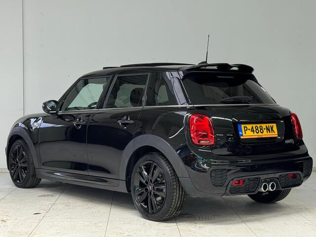 Mini COOPER S Mini 2.0 Hammersmith | Panoramadak | Apple Carplay / Android Auto | Navigatie | Parkeersensoren achter | Dealer onderhouden