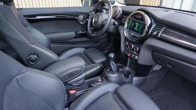 Mini COOPER S 2.0 192pk 3Drs Chili Pano.Dak H&K Leder 17inch LM LED Keyless *NL auto* 48960km!