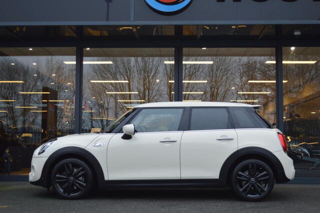 Mini COOPER S Mini 2.0 Aut. Led Leder Navi CarPlay Pdc