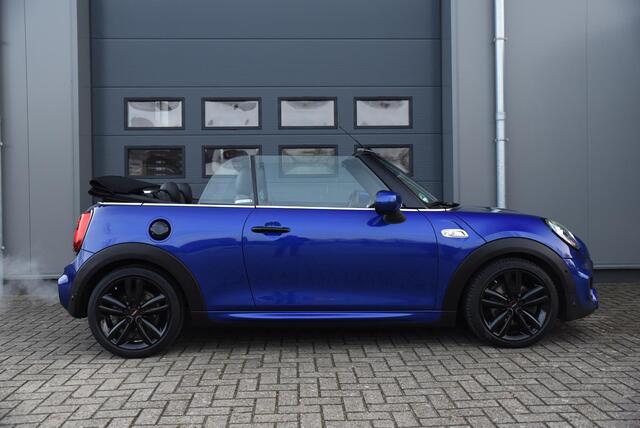 Mini COOPER S Mini Cabrio 2.0 Sidewalk Edition JCW Pakket