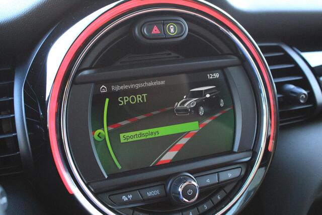 Mini COOPER S Mini 2.0 Chili JCW | Unieke Uitvoering | Pano | ACC | Camera | Stoelverwarming | Union Jack | Chester Malt Brown | Emerald Grey | John Cooper Works 192 PK