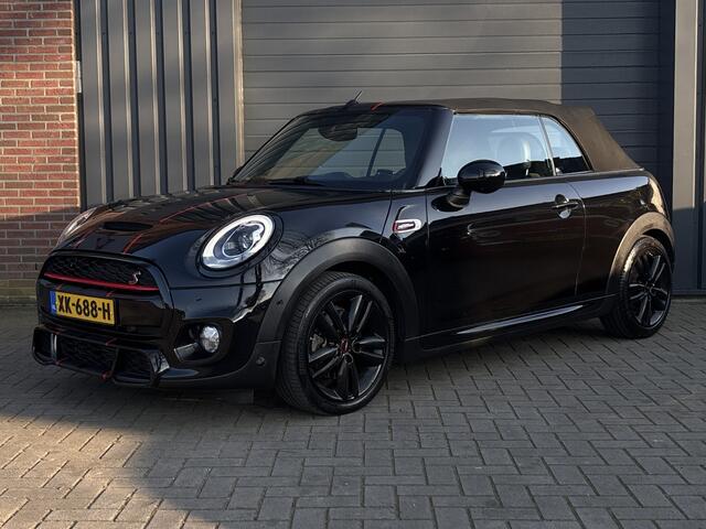 Mini COOPER S Mini Cabrio 2.0 Chili Serious Business - JCW - Stoelverwarming - Harman & Kardon -