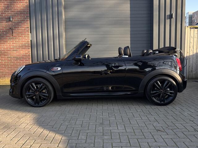 Mini COOPER S Mini Cabrio 2.0 Chili Serious Business - JCW - Stoelverwarming - Harman & Kardon -
