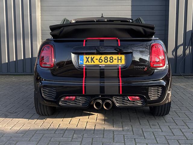 Mini COOPER S Mini Cabrio 2.0 Chili Serious Business - JCW - Stoelverwarming - Harman & Kardon -