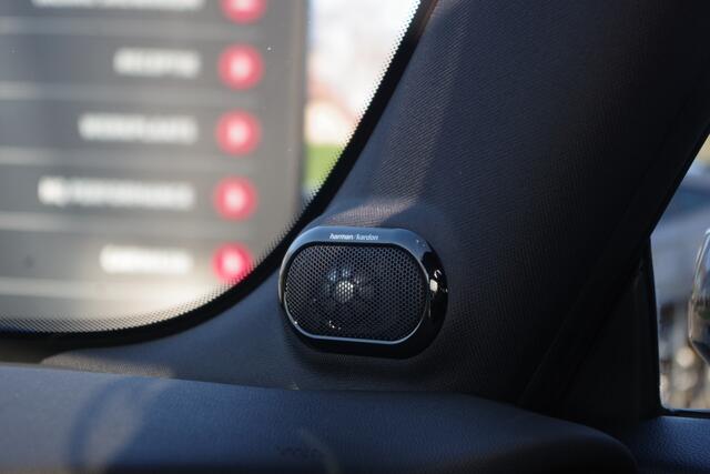 Mini COOPER S Mini 2.0 MINI Yours 180 PK Automaat, Leder, Panoramdak, Head-Up, Carplay, H/K Sound