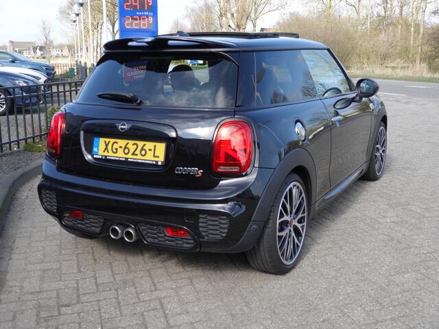 Mini COOPER S Mini 2.0 AUTOMAAT Knightsbridge LEER | PANO | HUD | HK-AUDIO
