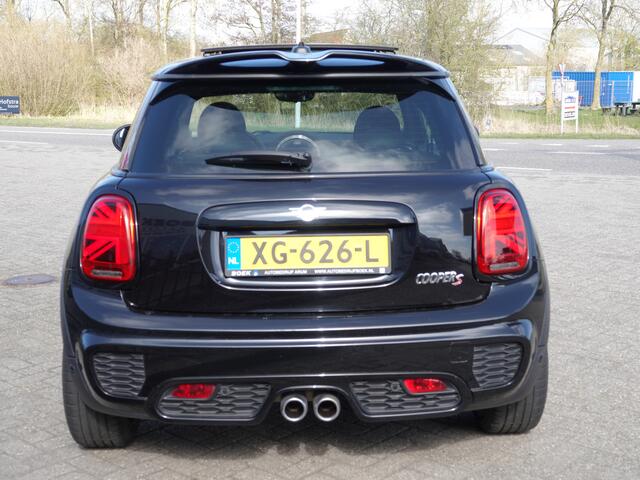 Mini COOPER S Mini 2.0 AUTOMAAT Knightsbridge LEER | PANO | HUD | HK-AUDIO