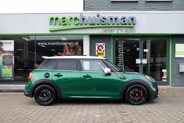 Mini COOPER S 2.0 Resolute Edition / JCW / PANO / HARMAN KARDON / HEAD UP