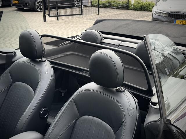 Mini COOPER S Mini Cabrio 2.0 192 pk John Cooper Works YOURS Lederen Sportstoelen | Achteruitrijcamera | Apple Carplay | Keyless Entry | 18 inch JCW L.M. Velgen | Origin. NL 2e Eign. Dealer O.H.