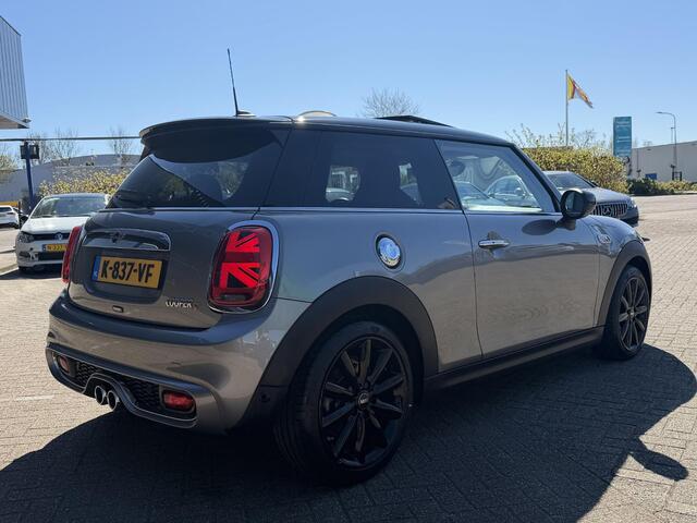 Mini COOPER S Mini 2.0 60 Years Edition AUTOMAAT| PANORAMADAK| NAVIGATIE| AIRCO/ECC| SPORT INTERIEUR| XENON| PARKEERSENSOREN