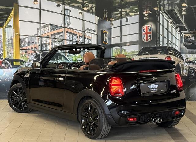 Mini COOPER S 2.0 CHILLI AUT LEDER LED NAVI CarPlay
