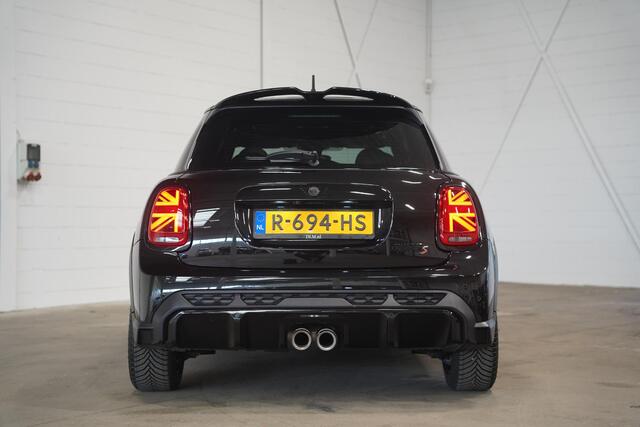 Mini COOPER S Mini 2.0 Rockingham GT Edition Black Trim | Leder | Camera | ACC | Keyless | Stoel- en Stuurverwarming | Nieuwstaat!