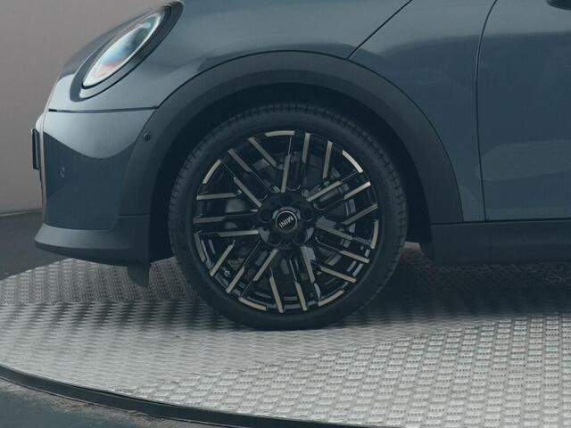 Mini COOPER S Cabrio 2.0 Favoured XL SEAF Comfort Acces | 360 graden camera | Harman Kardon